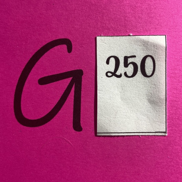 Old Navy Khaki Tan Shorts. Size 8. - Picture 10 of 10